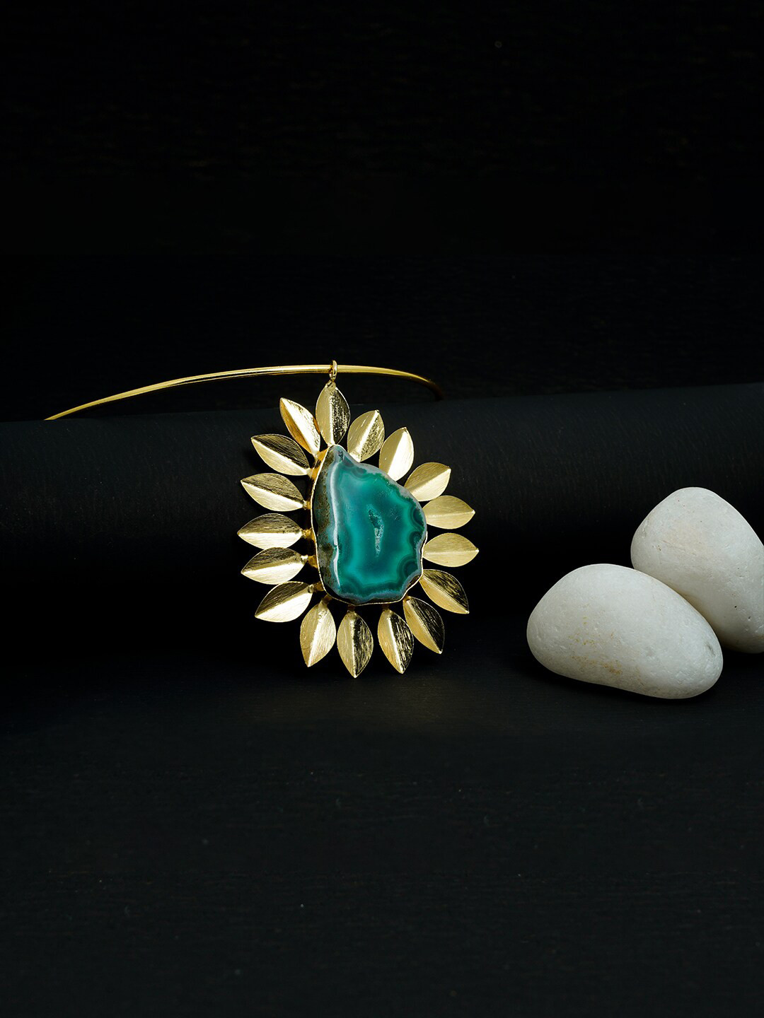 

VIRAASI Gold-Plated Stone Studded Hasli Necklace