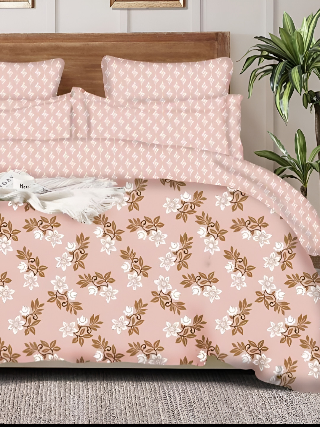 

Signature Peach-Coloured & Brown Floral Microfiber AC Room Double Bed Comforter