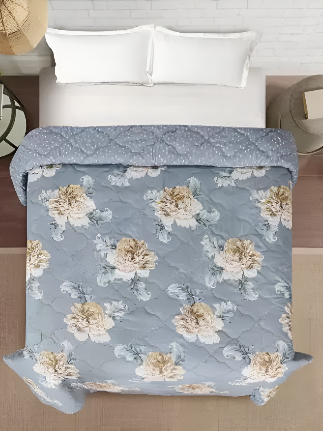 

Signature Grey & White Floral Microfiber AC Room Double Bed Comforter