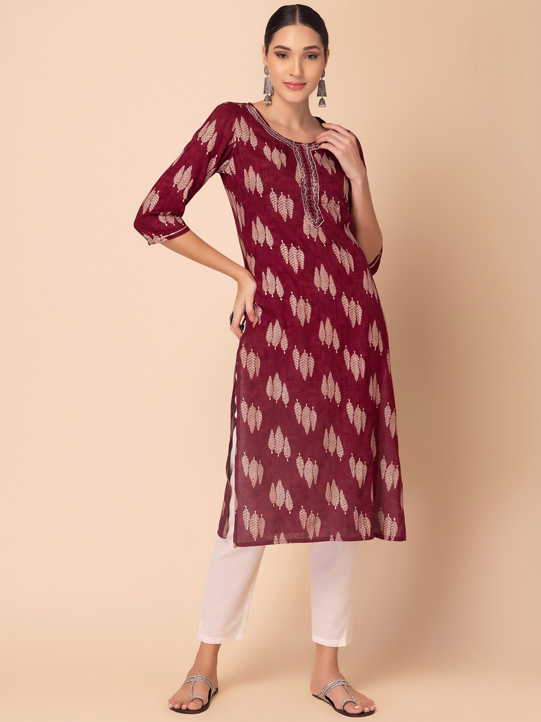 

INDYA Ethnic Motifs Printed Thread Work Straight Kurta, Maroon