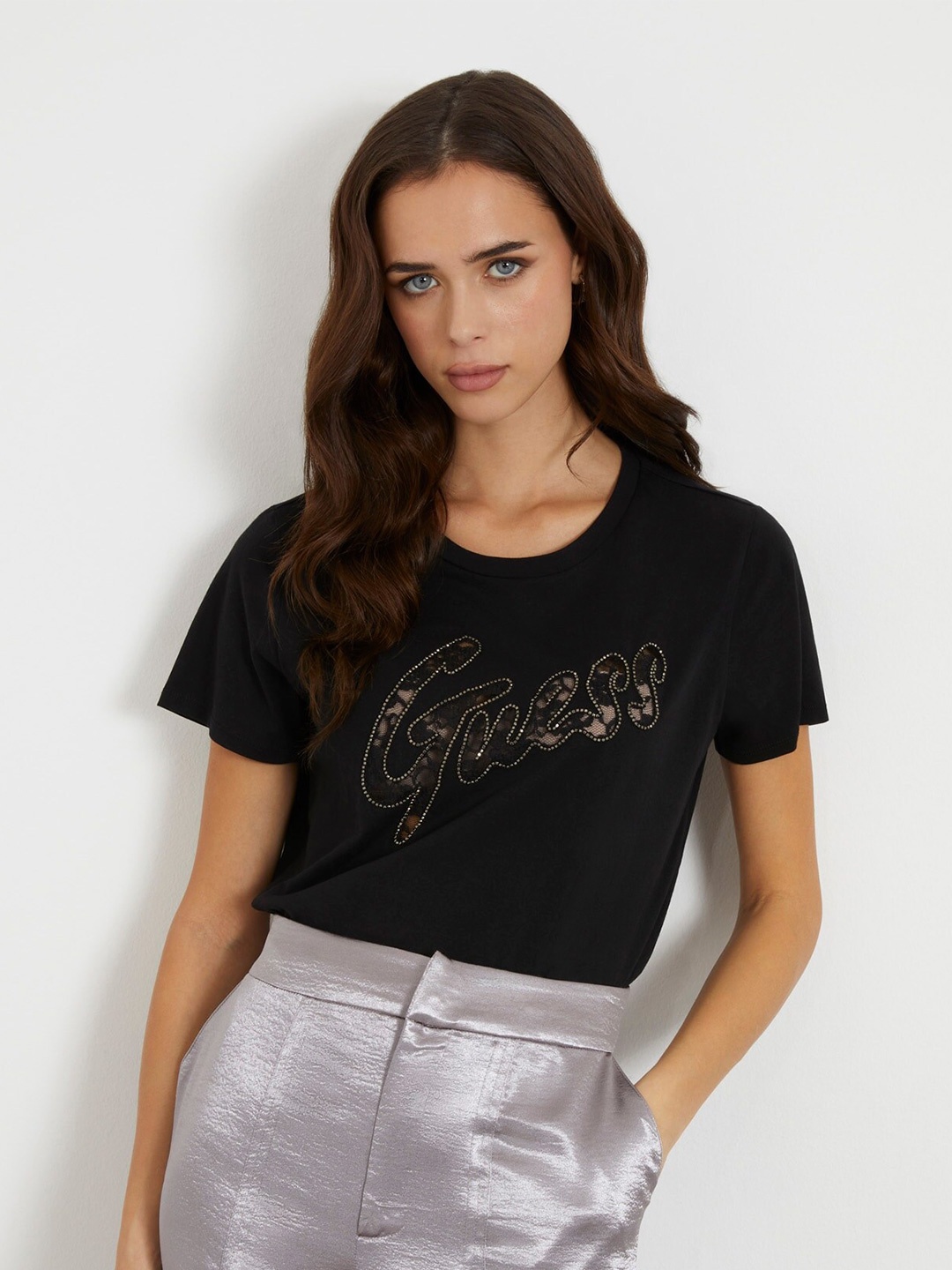 

GUESS Printed Short Sleeves Round Neck Cotton T-shirt, Black