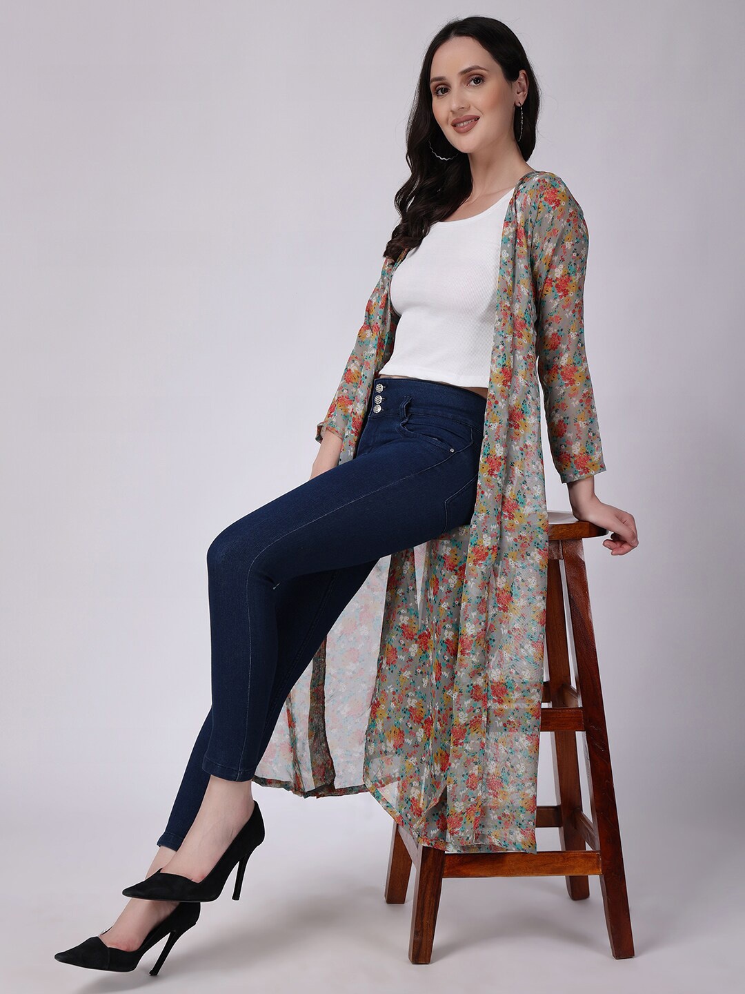 

SCORPIUS Floral Printed Georgette Longline Shrug, Grey
