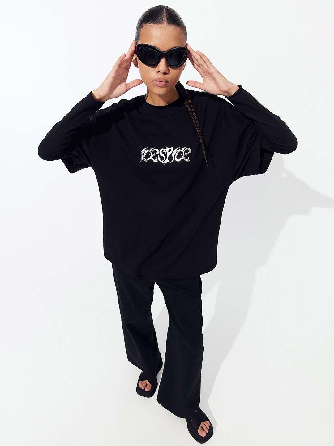 

H&M Pure Cotton Oversized Printed T-Shirt, Black