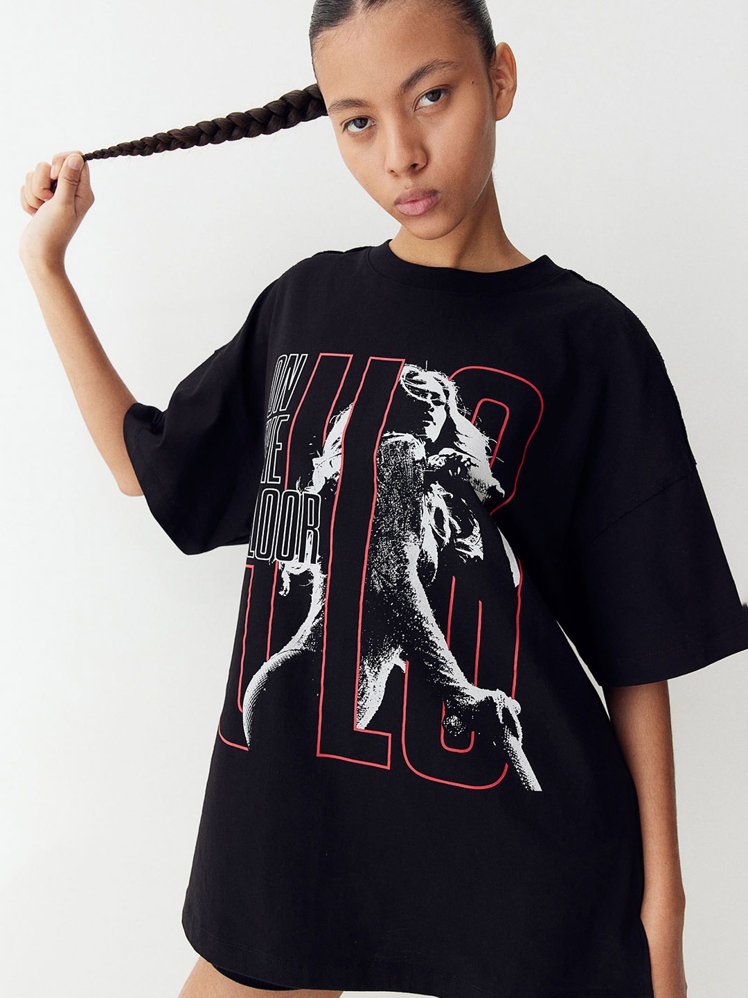 

H&M Pure Cotton Oversized Printed T-shirt, Black