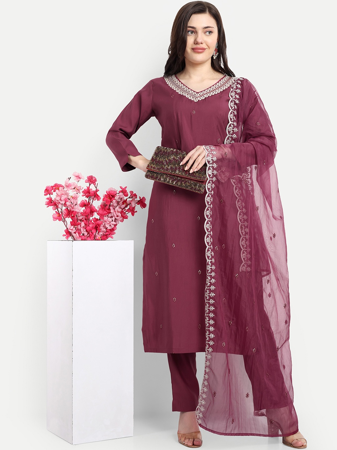 

V B SONS Ethnic Motifs Embroidered Regular Kurta with Trousers & Dupatta, Maroon