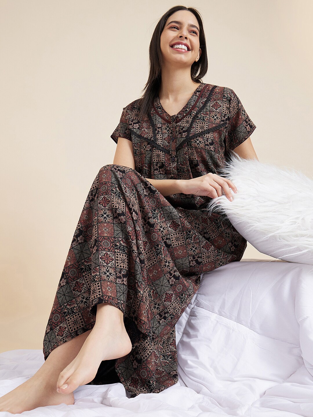 

Sweet Dreams Black Ethnic Motifs Printed Pure Cotton Maxi Nightdress