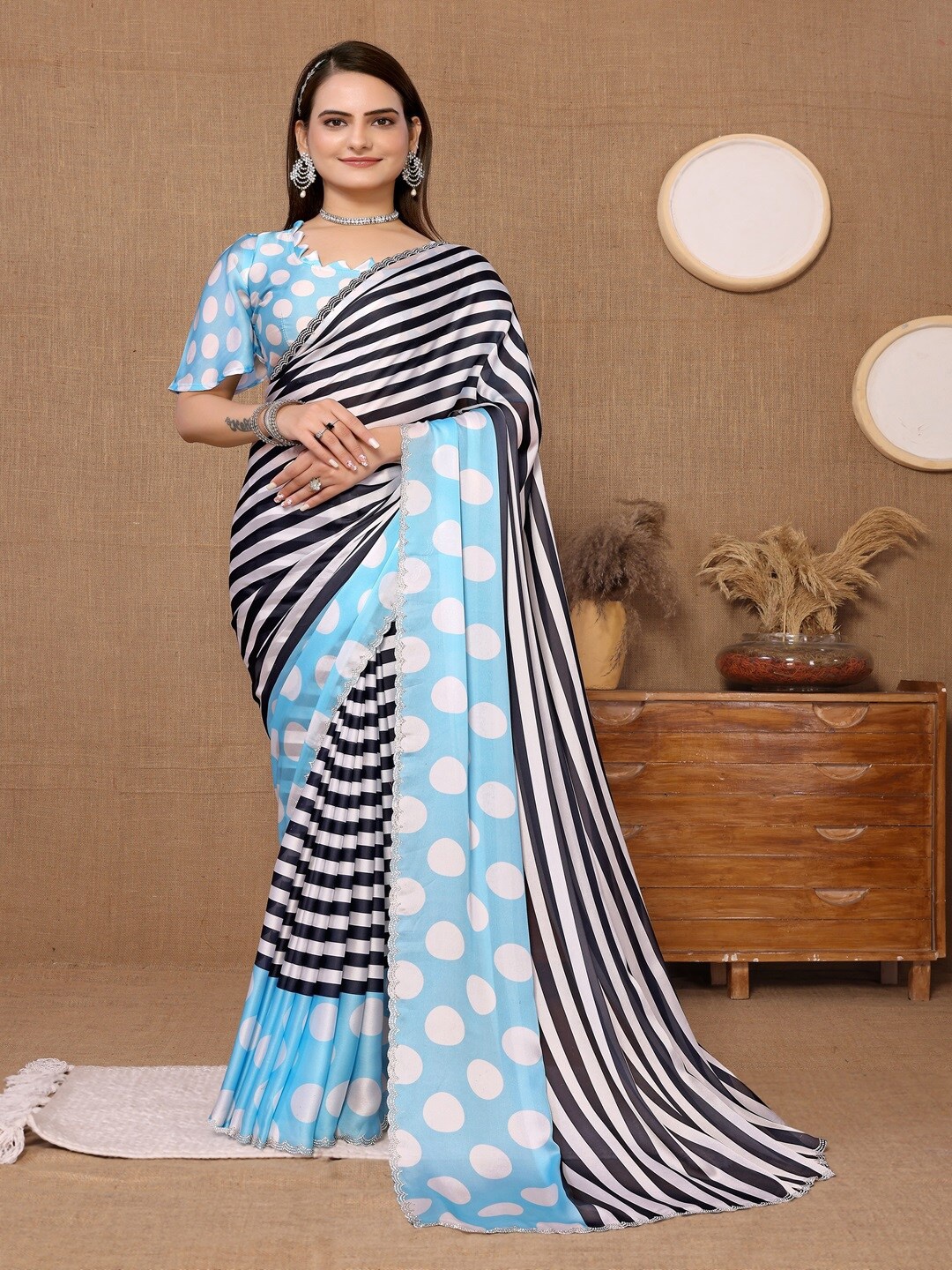 

ARYZE Striped Party Saree, Blue
