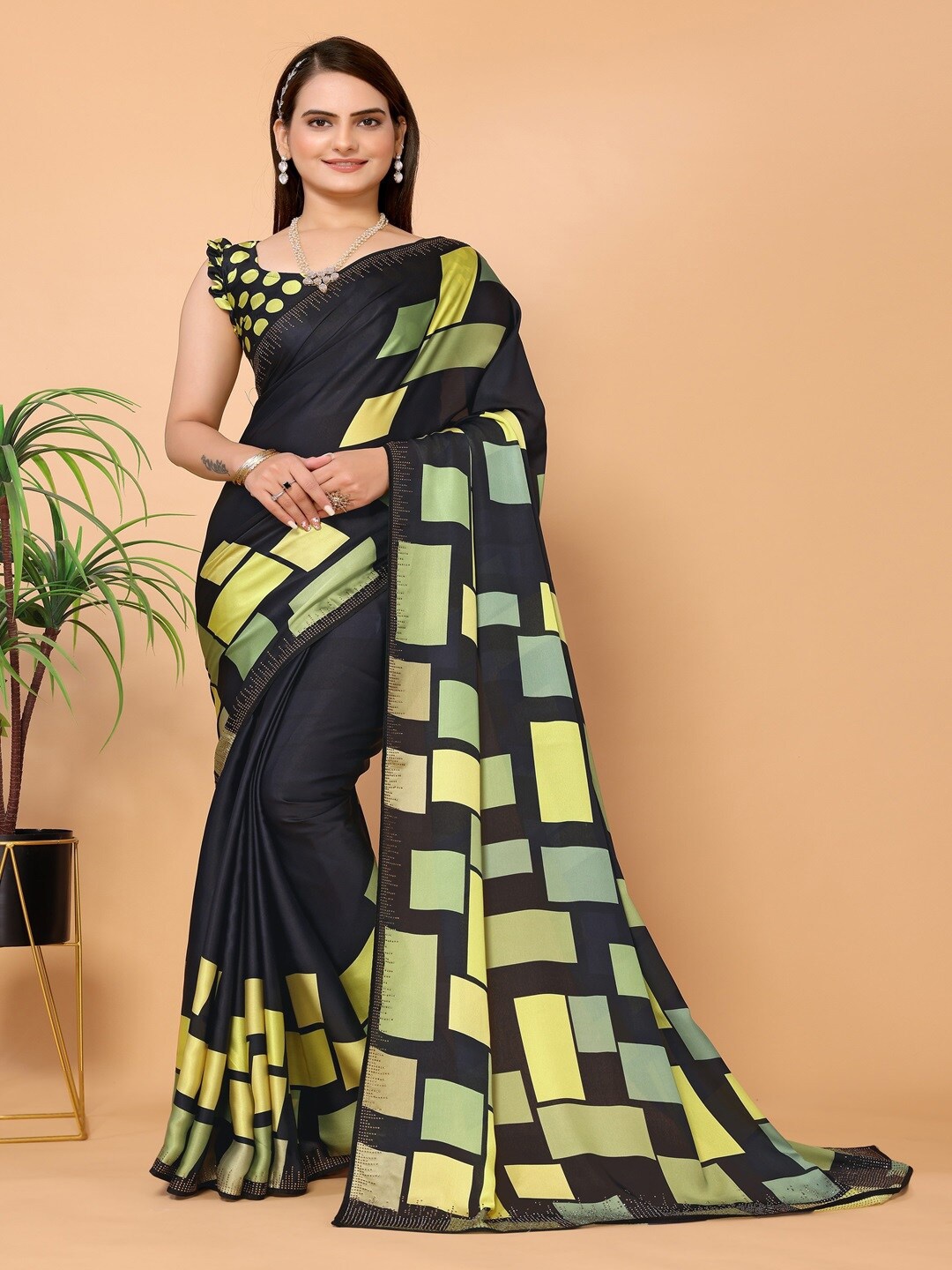 

ARYZE Geometric Printed Beads and Stones Party Saree, Green