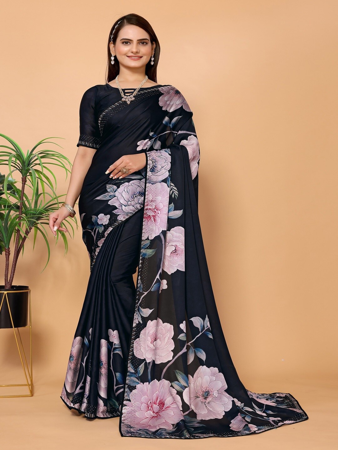 

ARYZE Floral Printed Beads and Stones Party Saree, Black