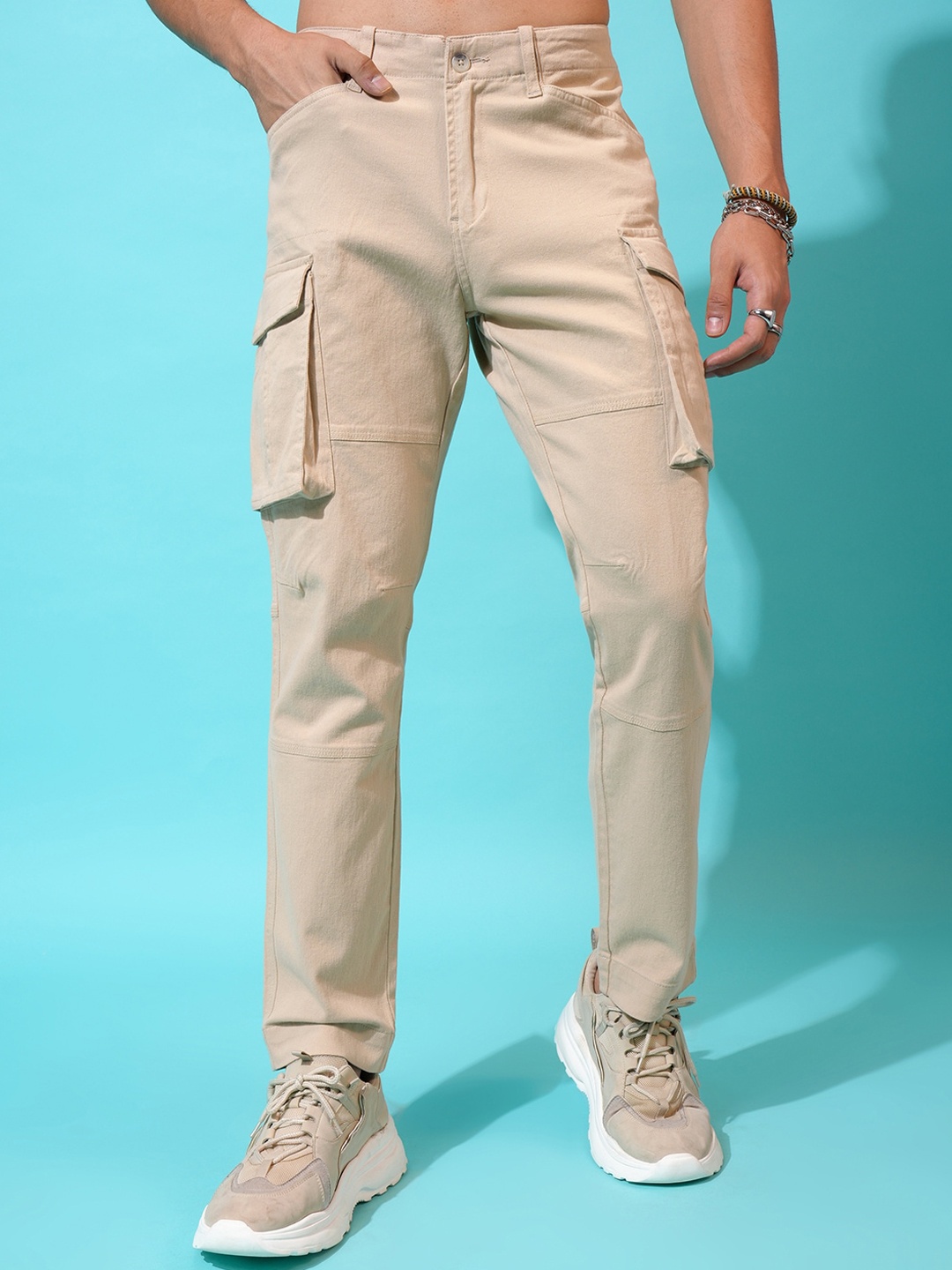 

HIGHLANDER Men Mid-Rise Cotton Cargos Trouser, Beige