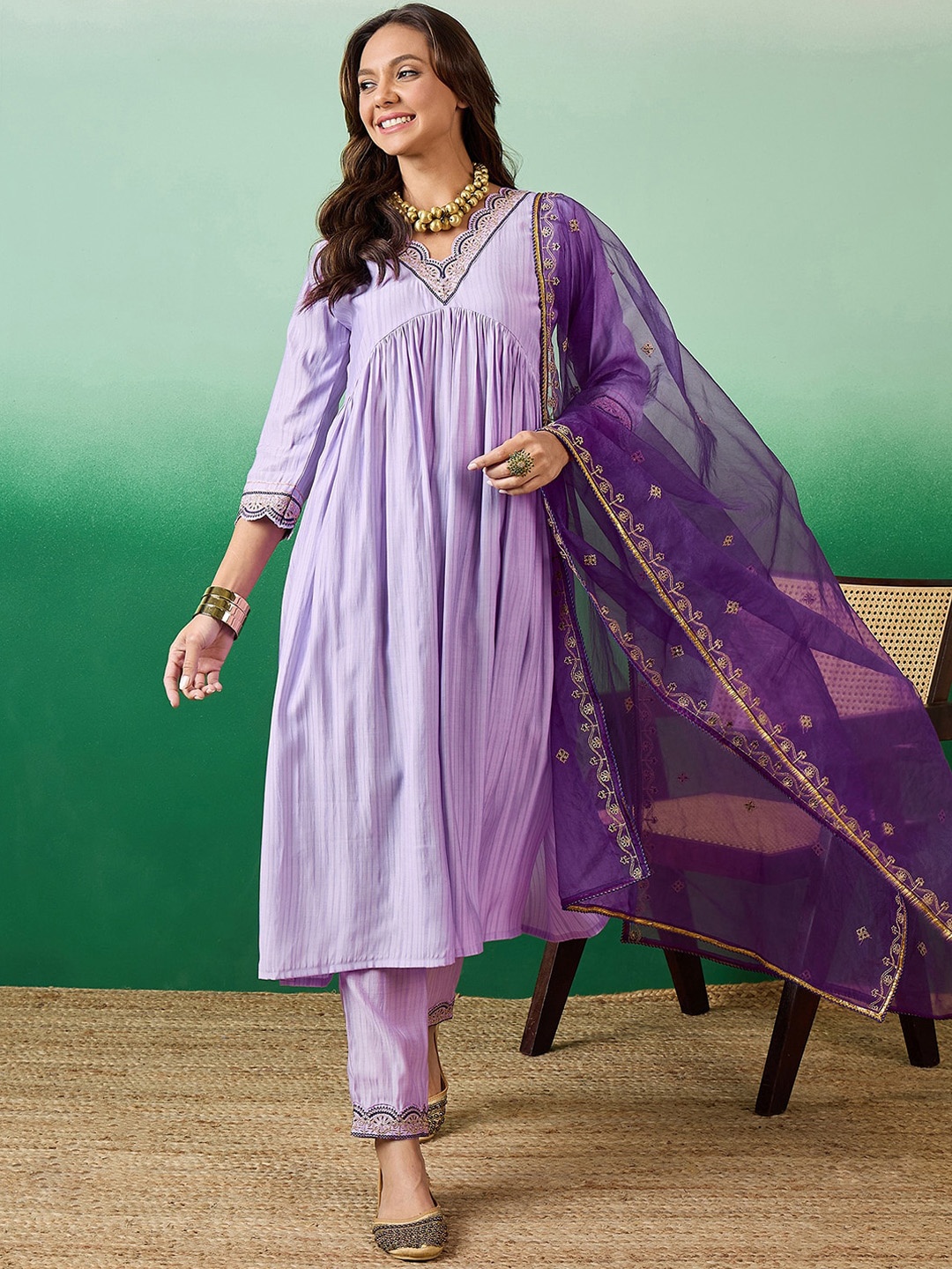 

Sangria Embroidered V-Neck A Line Kurta With Trousers & Dupatta, Lavender