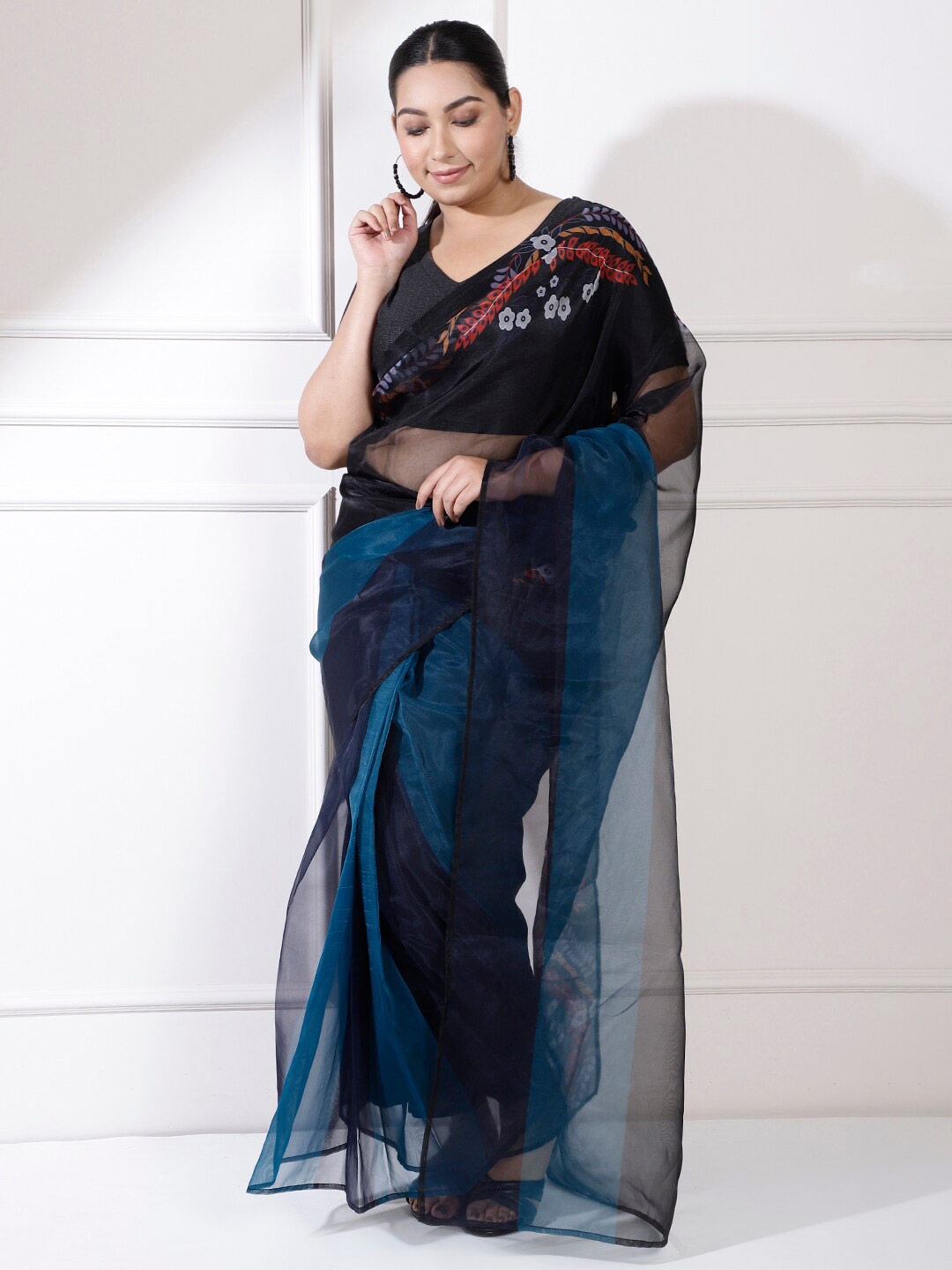 

Amydus Plus Size Floral Organza Ready To Wear Saree, Black