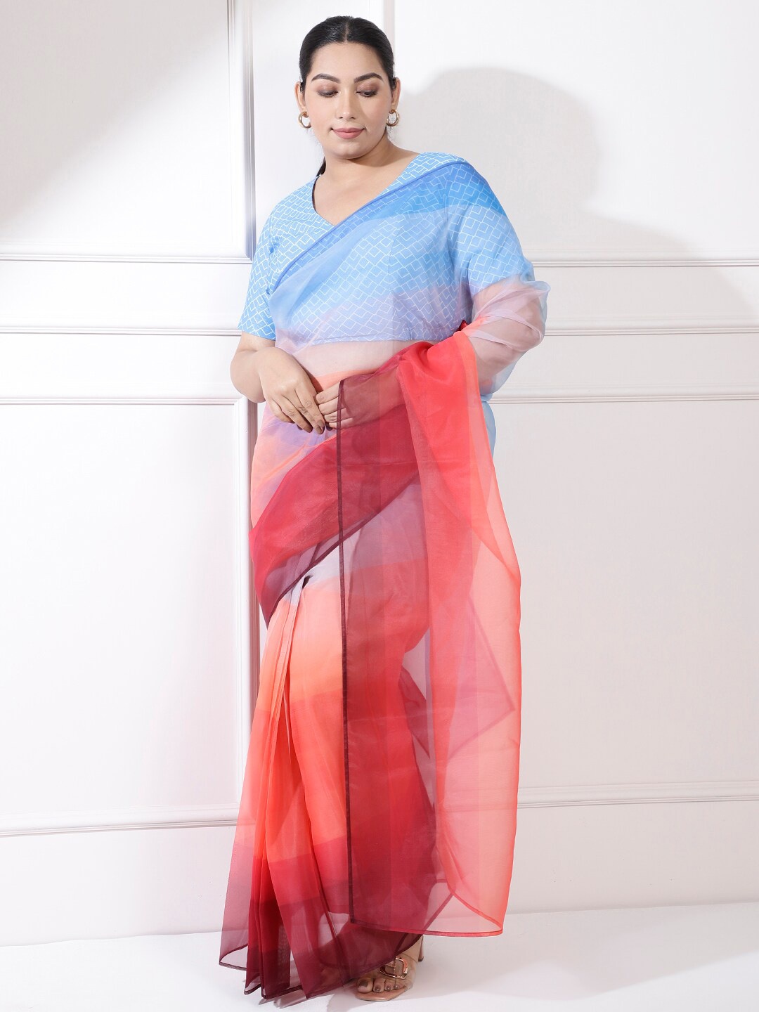 

Amydus Ombre Printed Organza Ready To Wear Plus Size Saree, Red