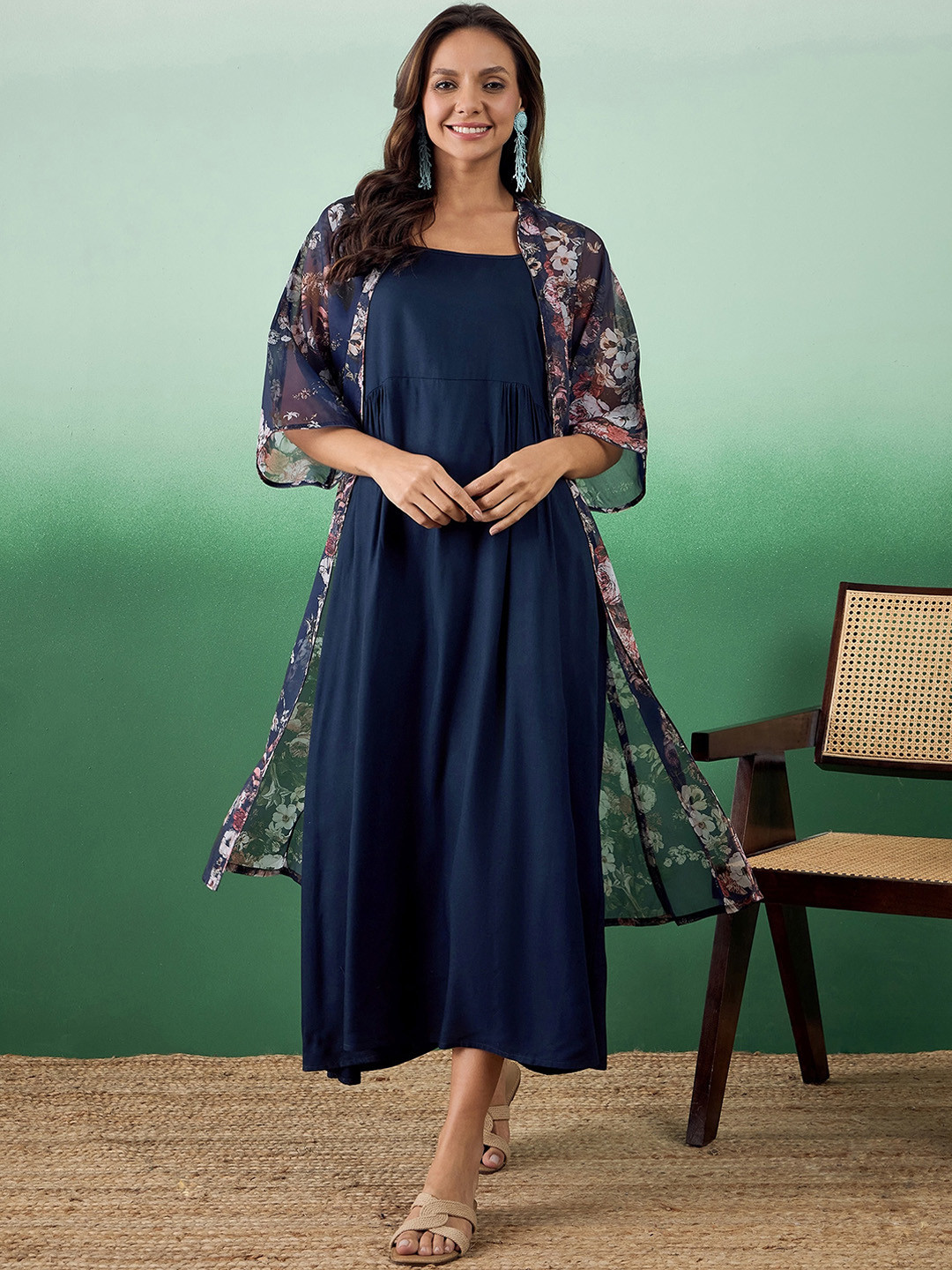 

Sangria Fit & Flare Ethnic Dress With Floral Printed Jacket, Blue