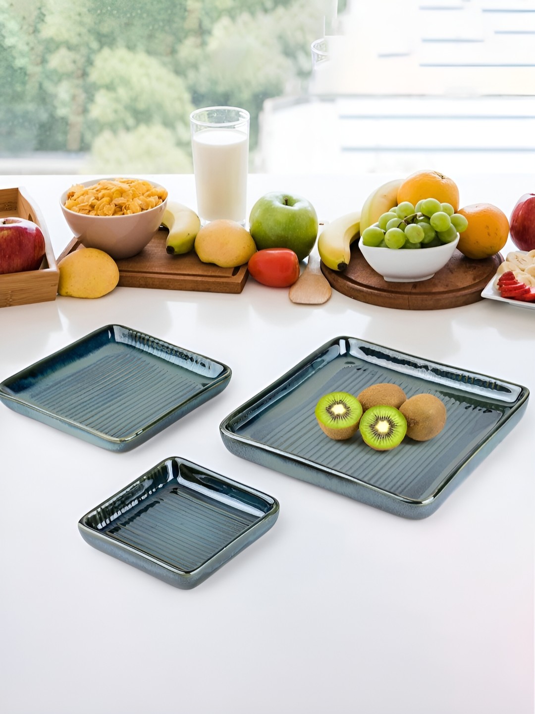 

Ekhasa Green 3 Pieces Ceramic Microwave Safe Food Platters