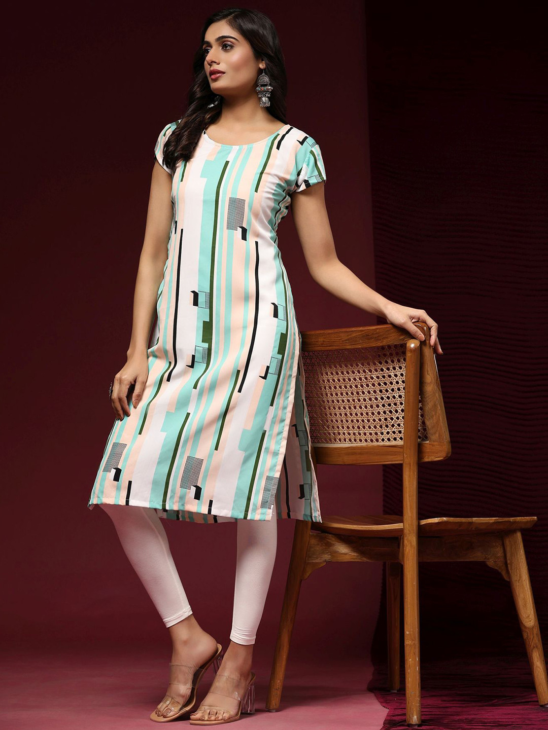 

Phenav Striped Round Neck Straight Kurta, White
