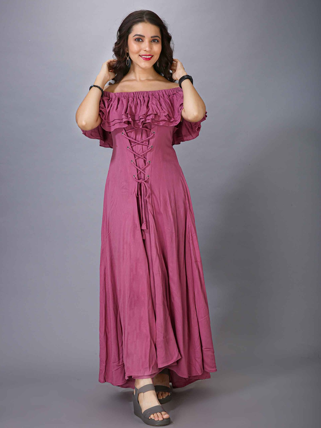 

MAIYEE Off-Shoulder Flared Sleeves Tie-Ups Detail Maxi Dress, Pink