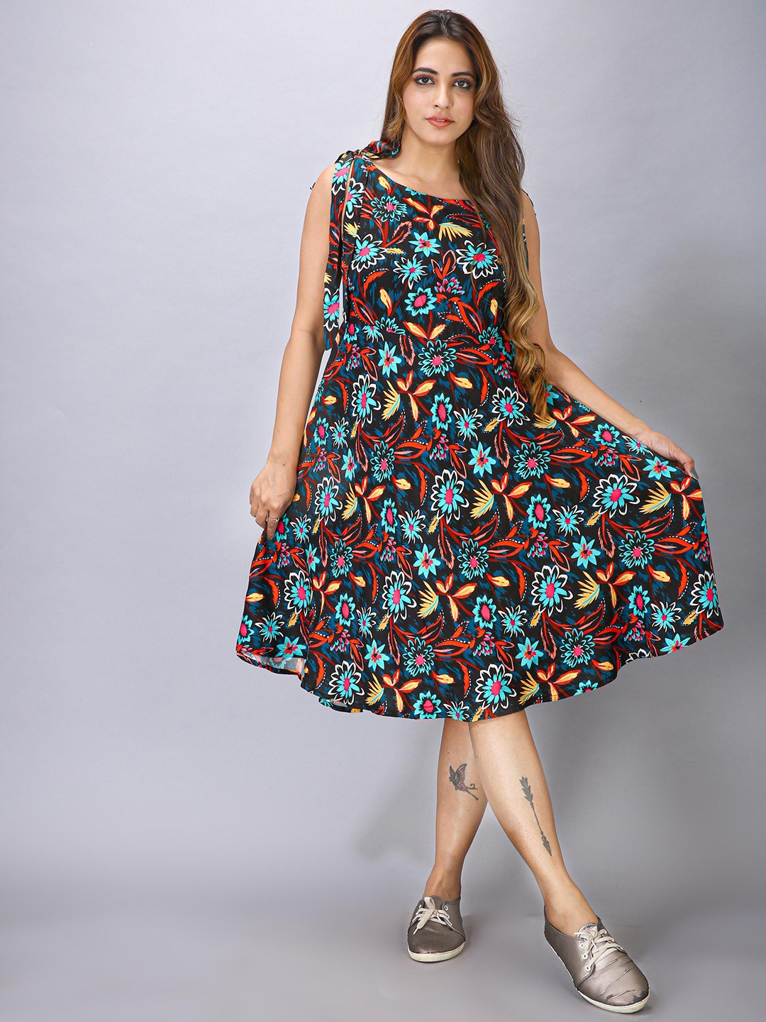 

MAIYEE Floral Printed Fit & Flare Midi Dress, Black
