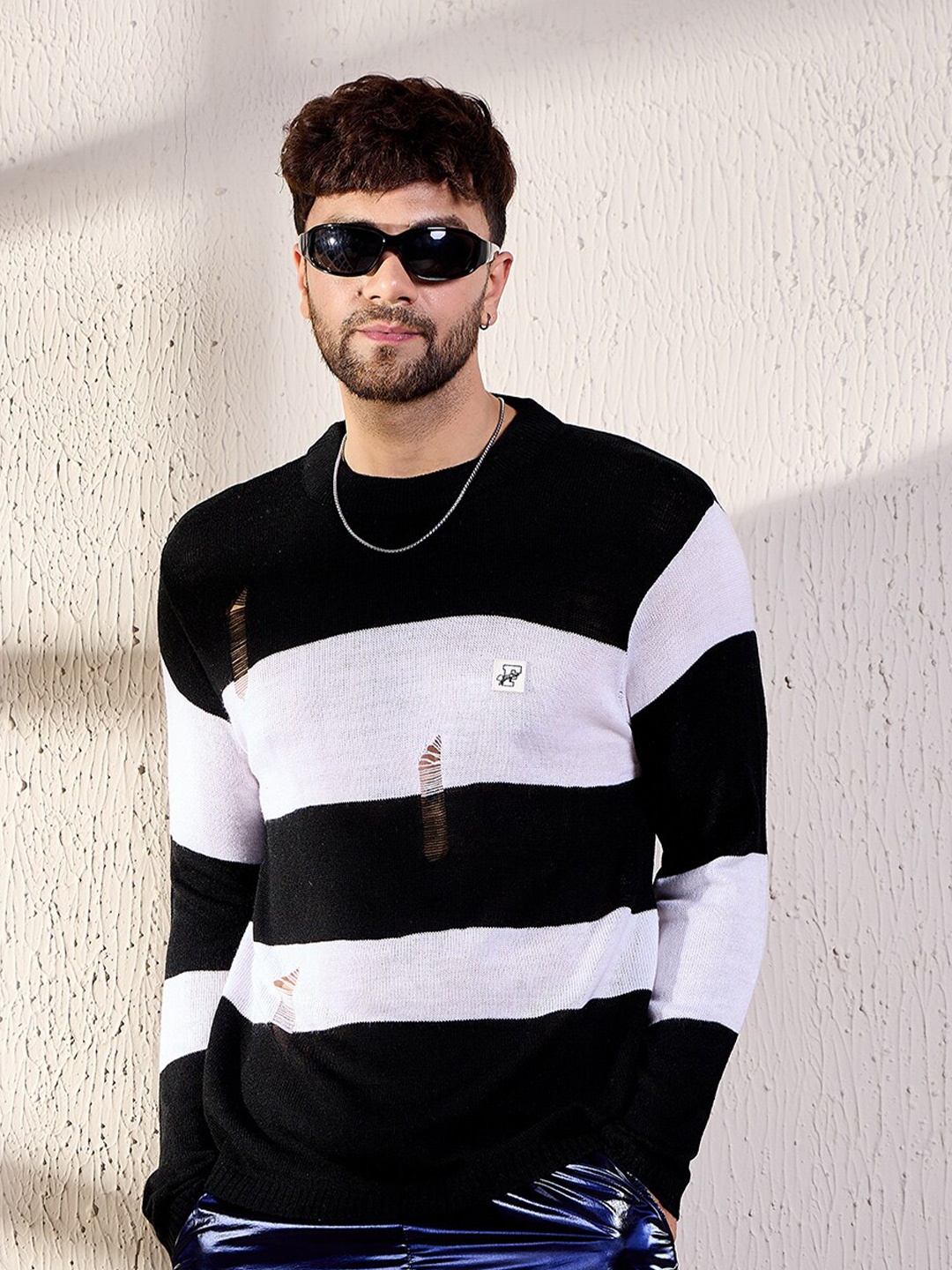 

FUGAZEE Black Striped Round Neck Relaxed Fit T-shirt