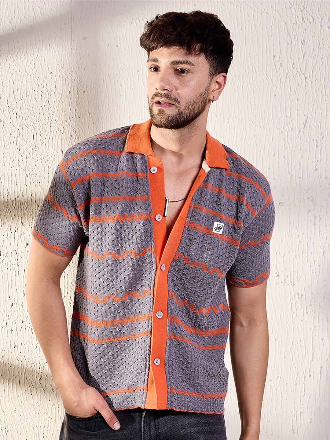 

FUGAZEE Grey Relaxed Oversized Horizontal Stripes Spread Collar Cotton Casual Shirt
