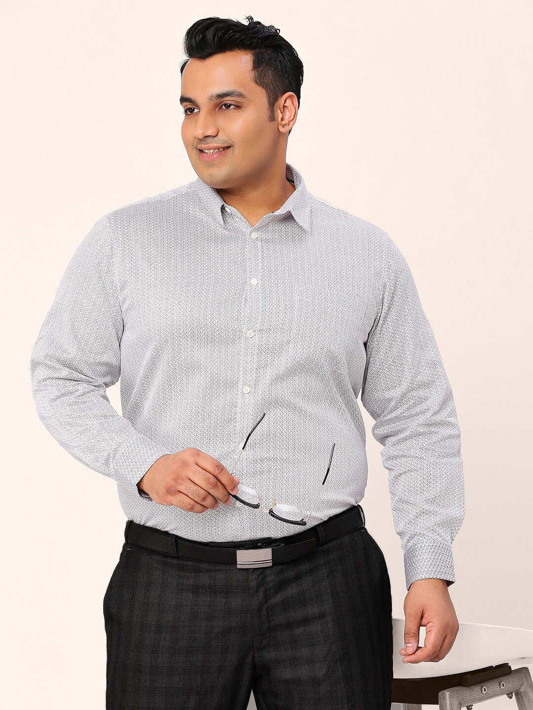 

Sztori Plus Size Relaxed Micro Ditsy Printed Cotton Formal Shirt, White