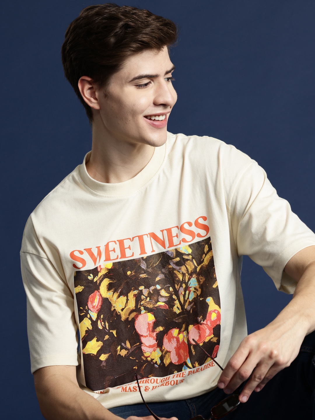 

Mast & Harbour Graphic Printed T-shirt, Beige