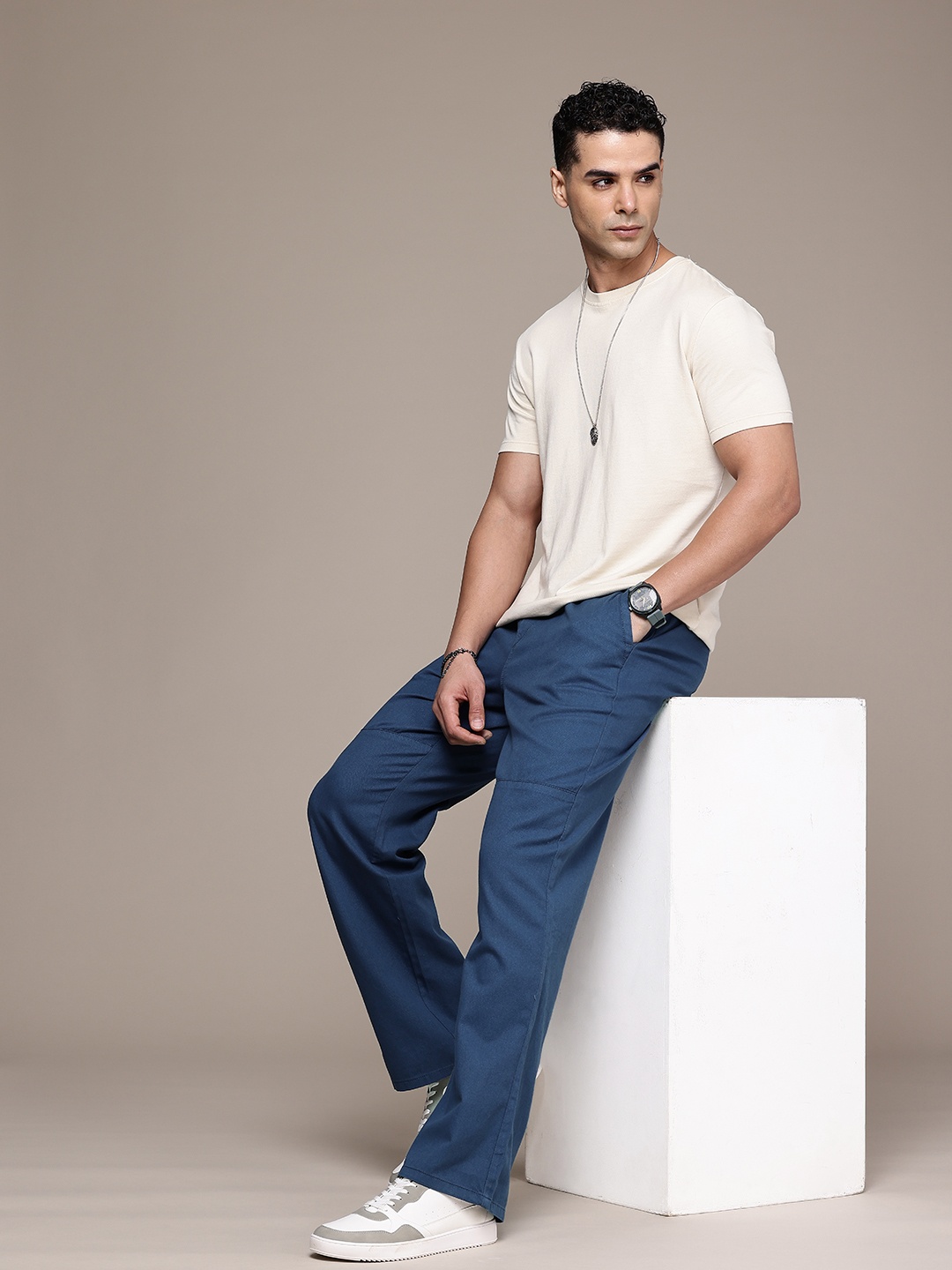 

The Roadster Life Co. Men Pure Cotton Trousers, Blue