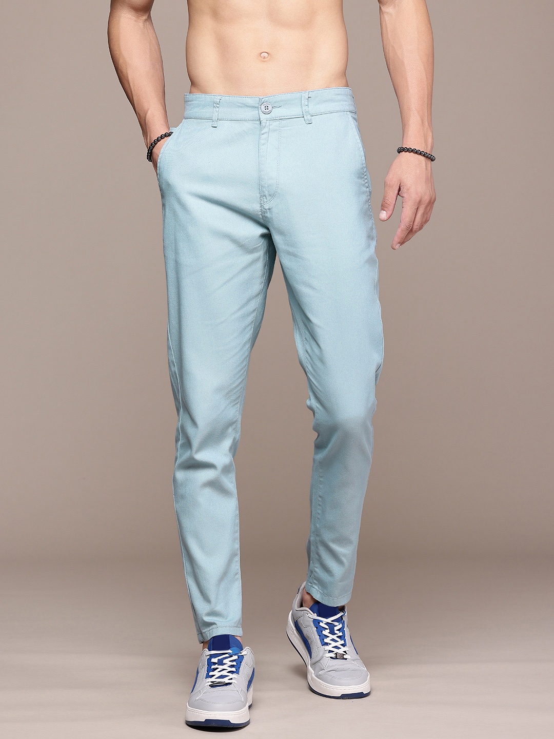 

The Roadster Life Co. Men Pure Cotton Chinos Trousers, Blue