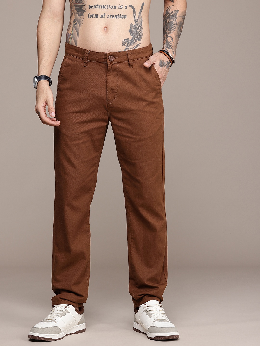 

The Roadster Life Co. Men Pure Cotton Chinos Trousers, Brown