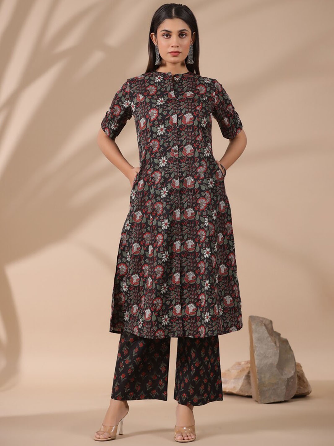 

PIROH Floral Printed Mandarin Collar Pure Cotton A-Line Kurta With Trouser, Black