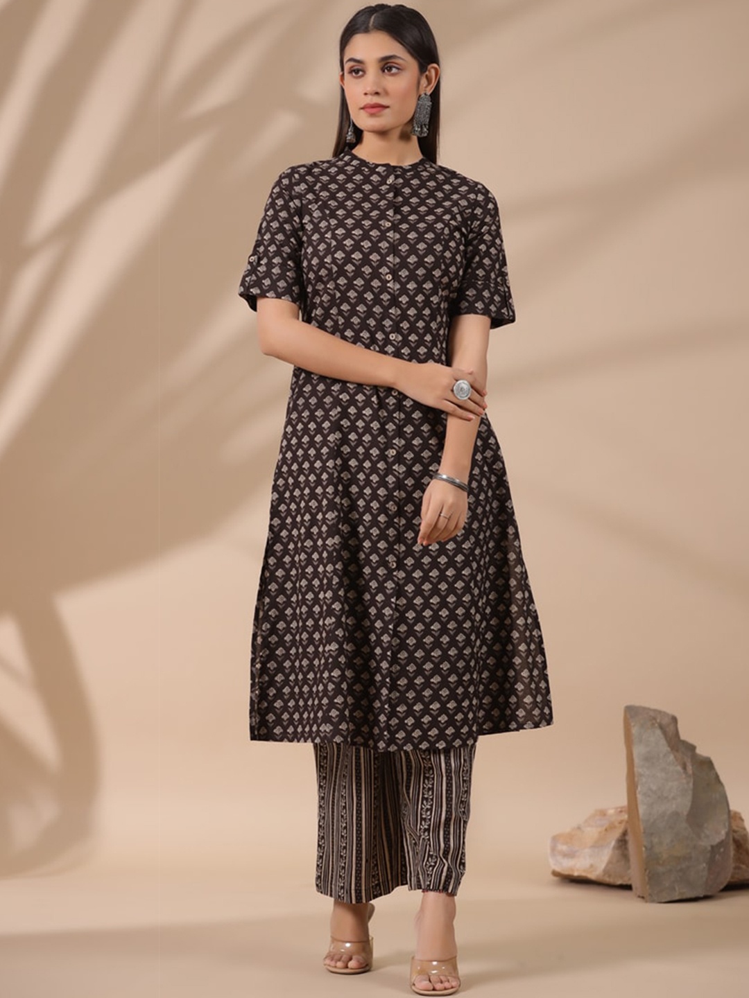 

PIROH Ethnic Motifs Printed A-Line Cotton Kurta, Black