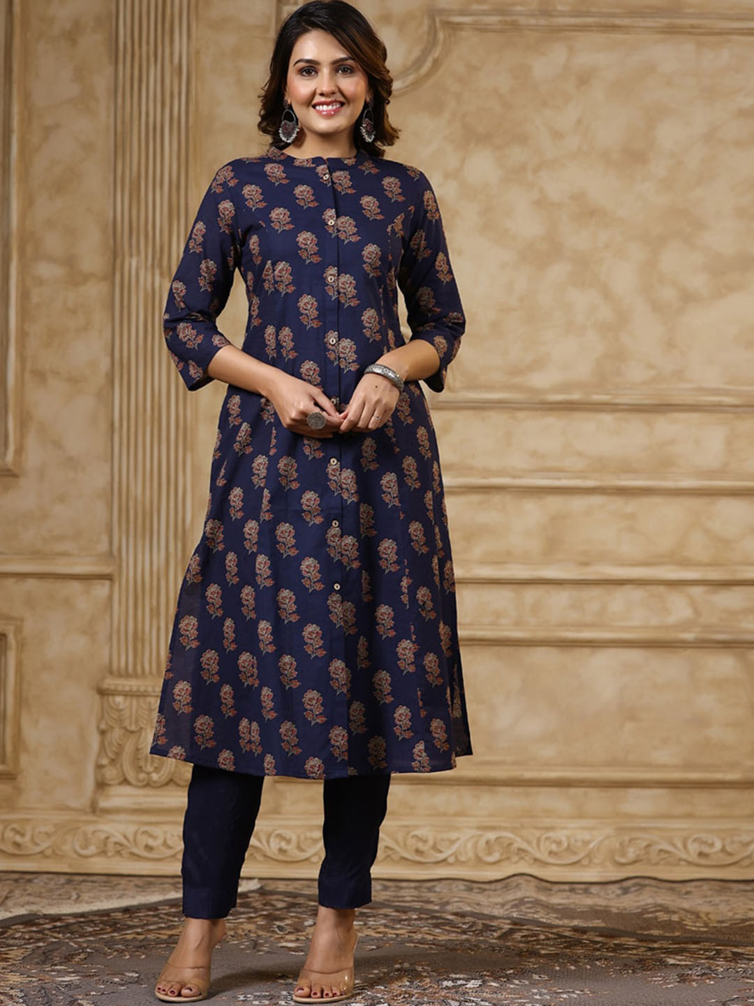

PIROH Floral Printed A-Line Cotton Kurta, Navy blue