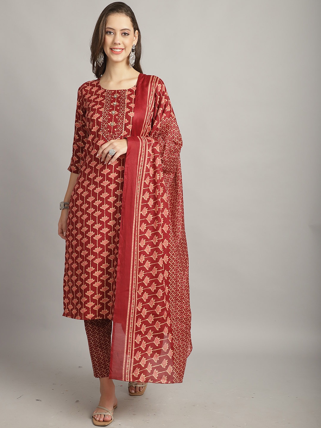 

KALINI Floral Printed Regular Kurti with Trousers & Dupatta, Maroon