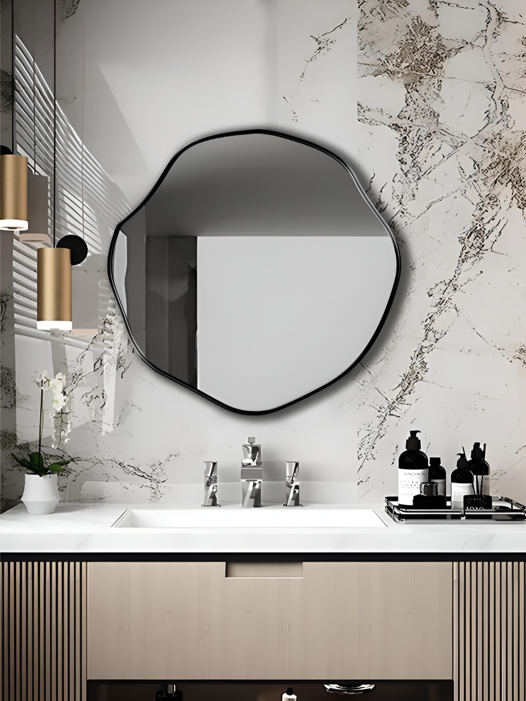 THE HANDMADE FLAIR Black Abstract Shaped Decor Wall Mirror