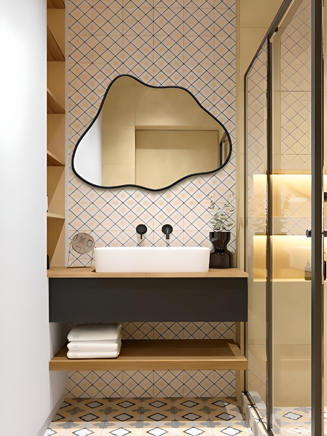 

THE HANDMADE FLAIR Irregular Black Abstract Shaped Wall Mirror