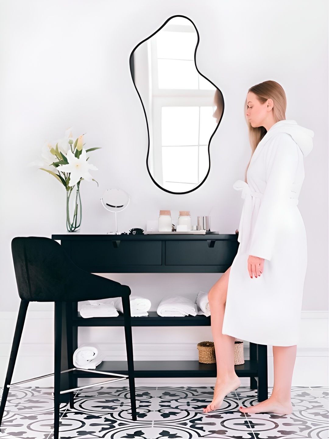 

THE HANDMADE FLAIR Black Irregular Wall Decor Mirror