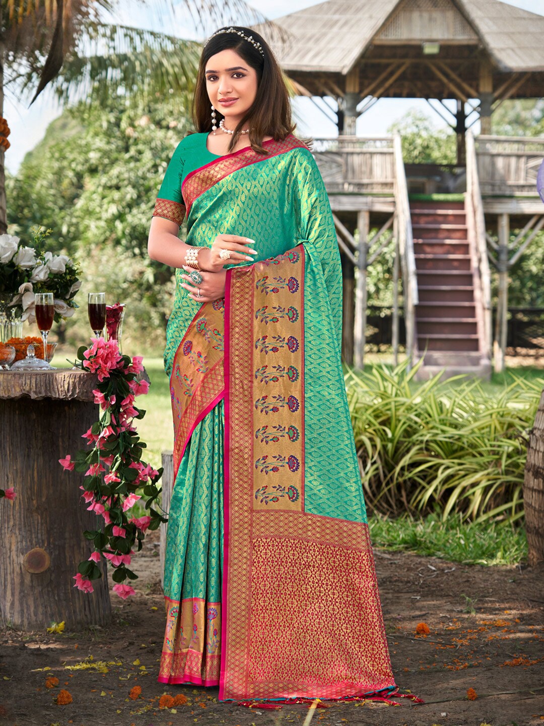 

SANGAM PRINTS Geometric Woven Design Zari Banarasi Saree, Sea green