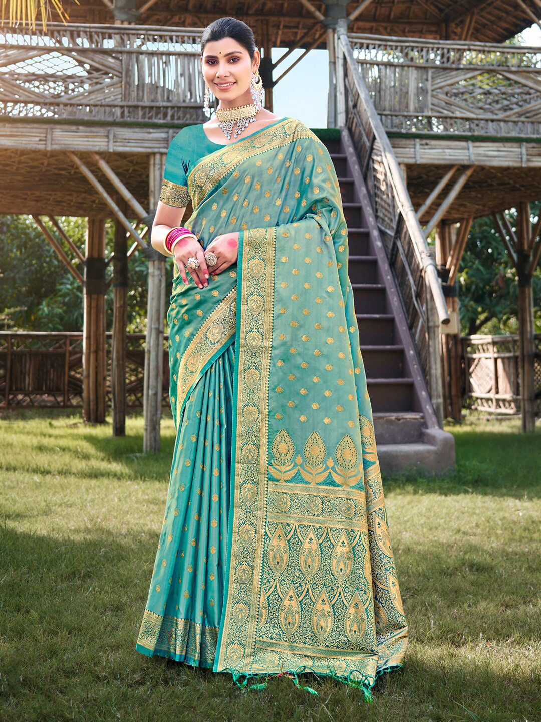 

SANGAM PRINTS Ethnic Motifs Woven Design Zari Satin Banarasi Saree, Sea green