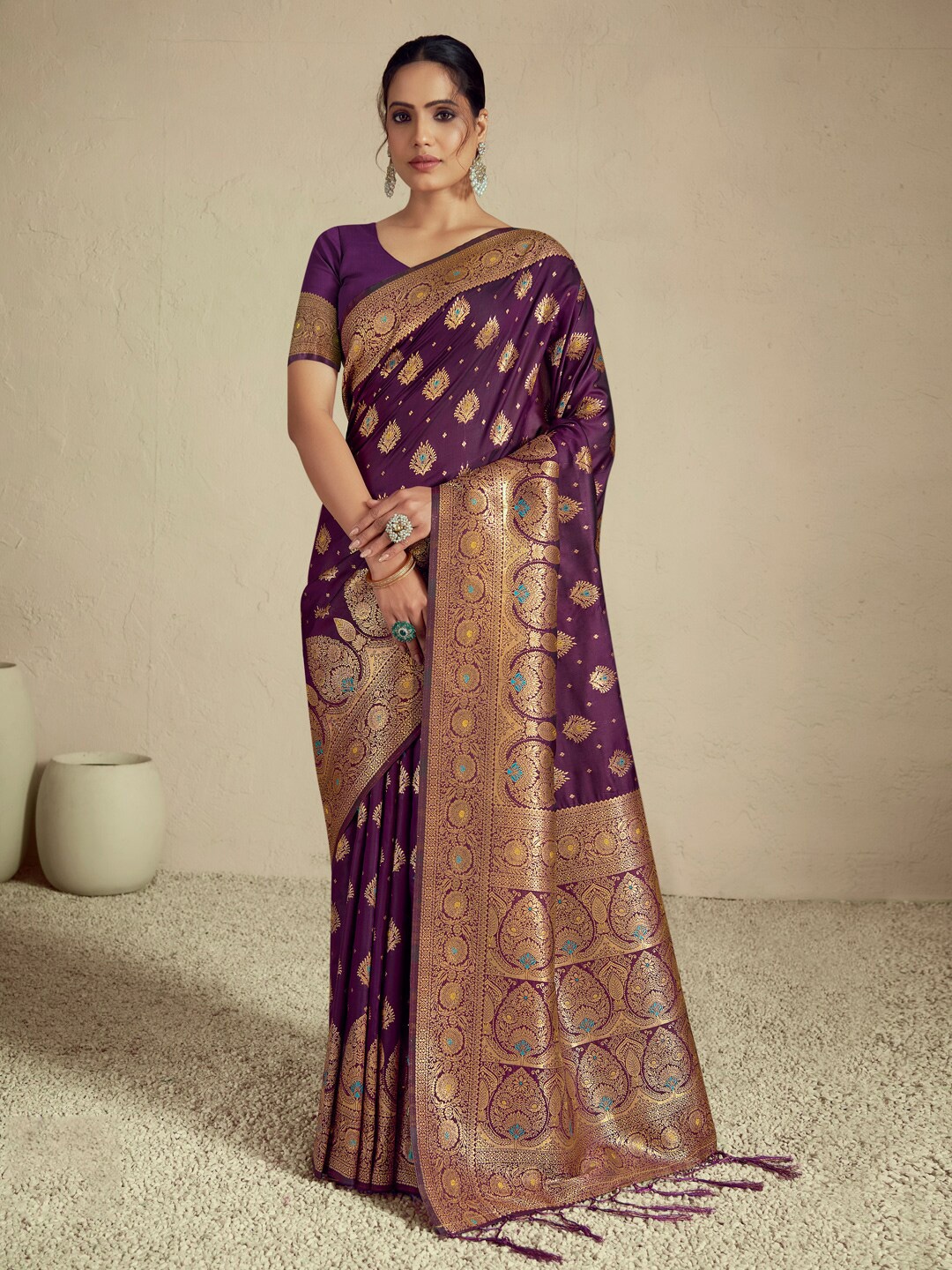 

SANGAM PRINTS Ethnic Motifs Woven Design Zari Banarasi Saree, Purple