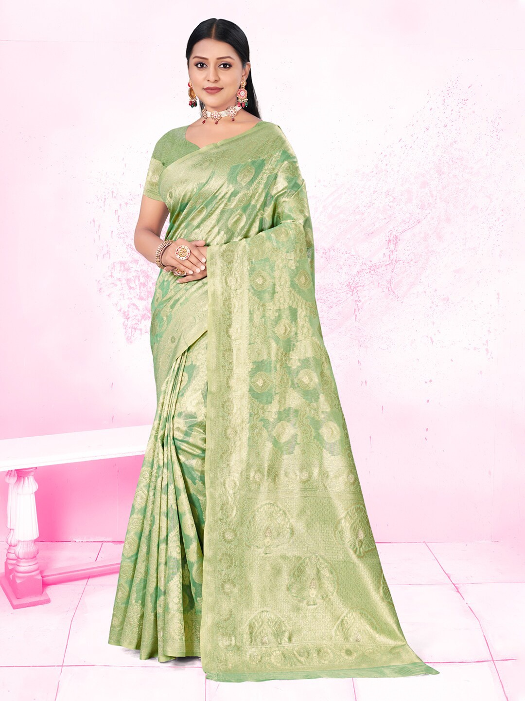 

SANGAM PRINTS Ethnic Motifs Woven Design Zari Saree, Green
