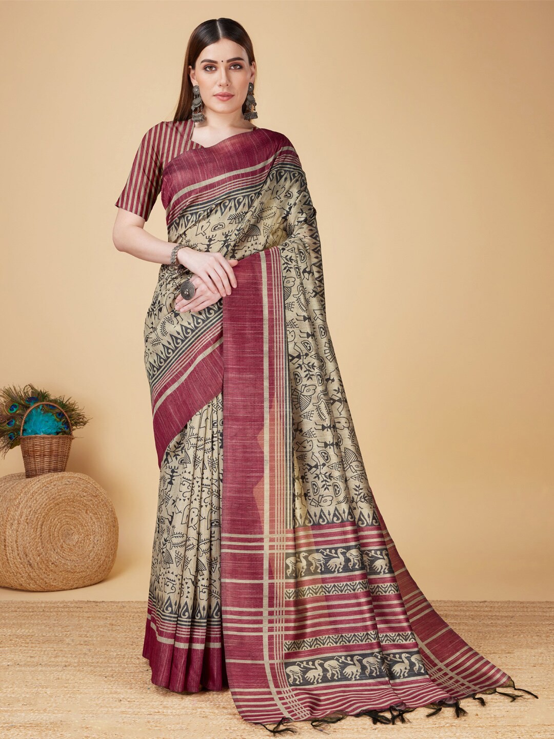

SANGAM PRINTS Warli Printed Saree, Cream