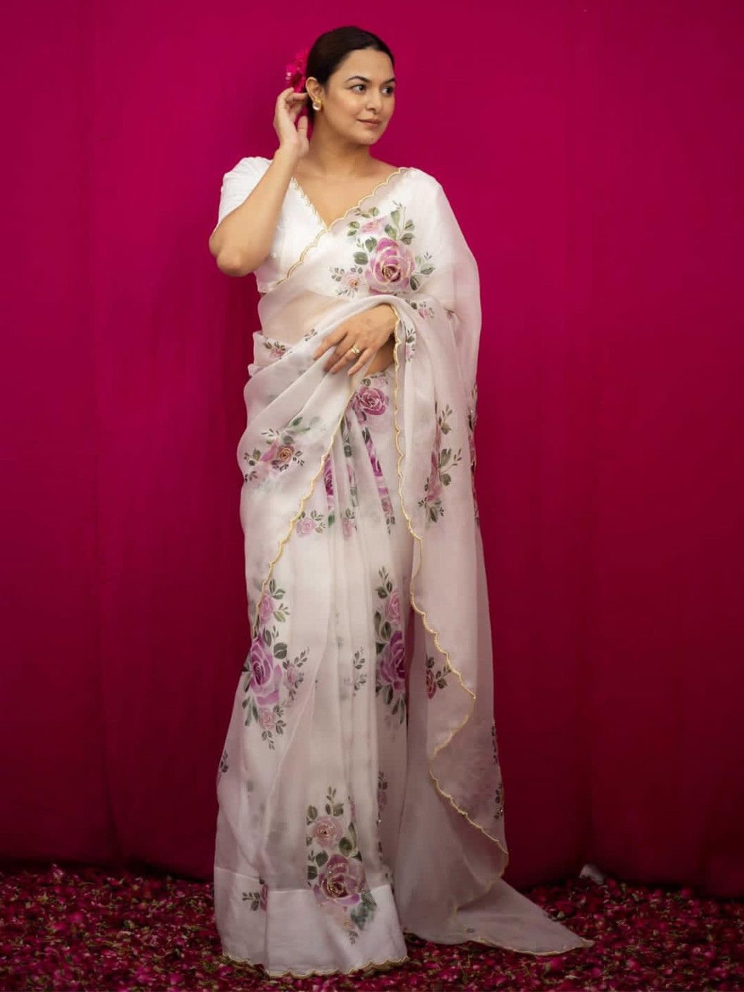 

HERE&NOW Floral Beads and Stones Organza Saree, White