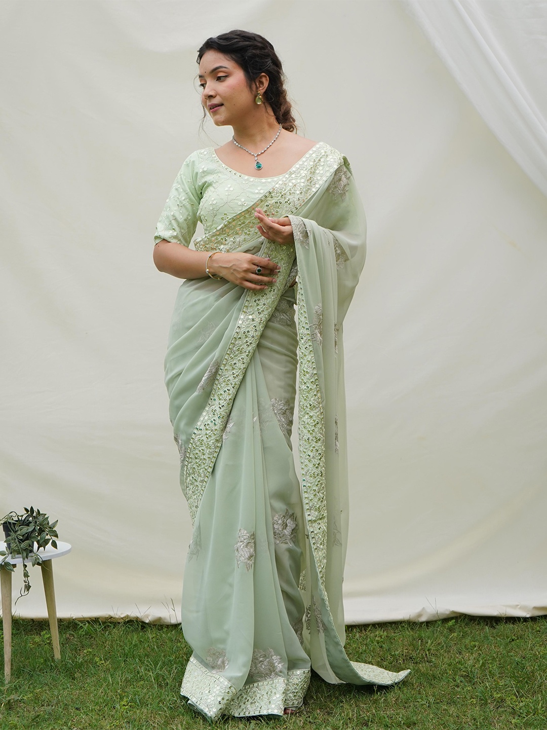 

Ekasya Embellished Party Saree, Sea green