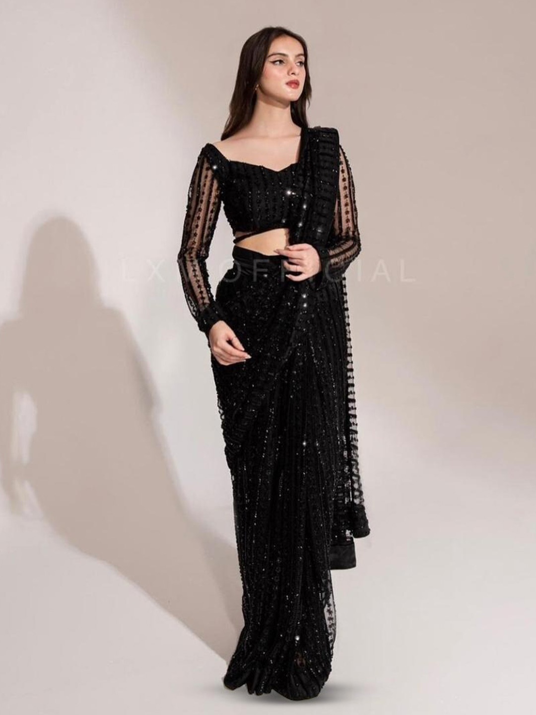 

Ekasya Embellished Embroidered Sequinned Net Saree, Black