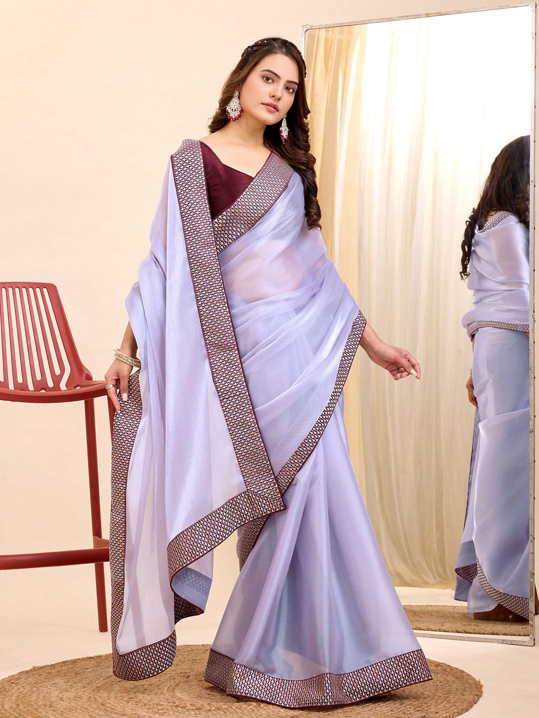 

VAIRAGEE Embroidered Ethnic Saree, Lavender