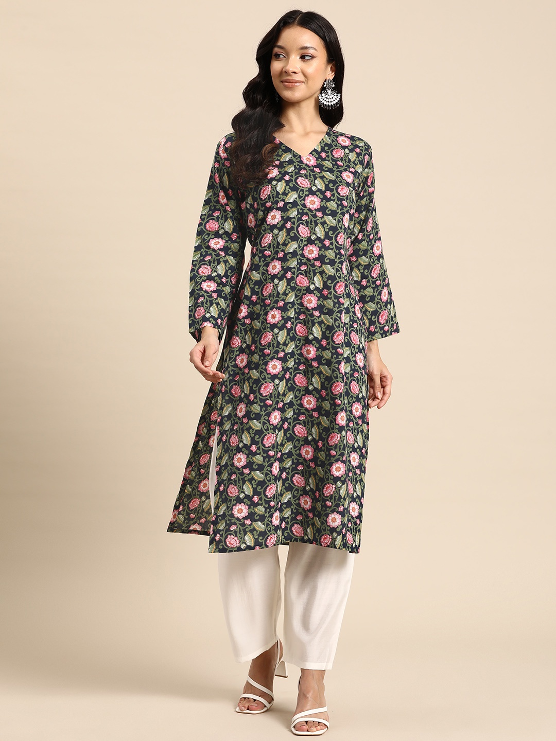 

Sayisha Women Floral Printed Regular Pure Cotton Kurta with Palazzos, Blue