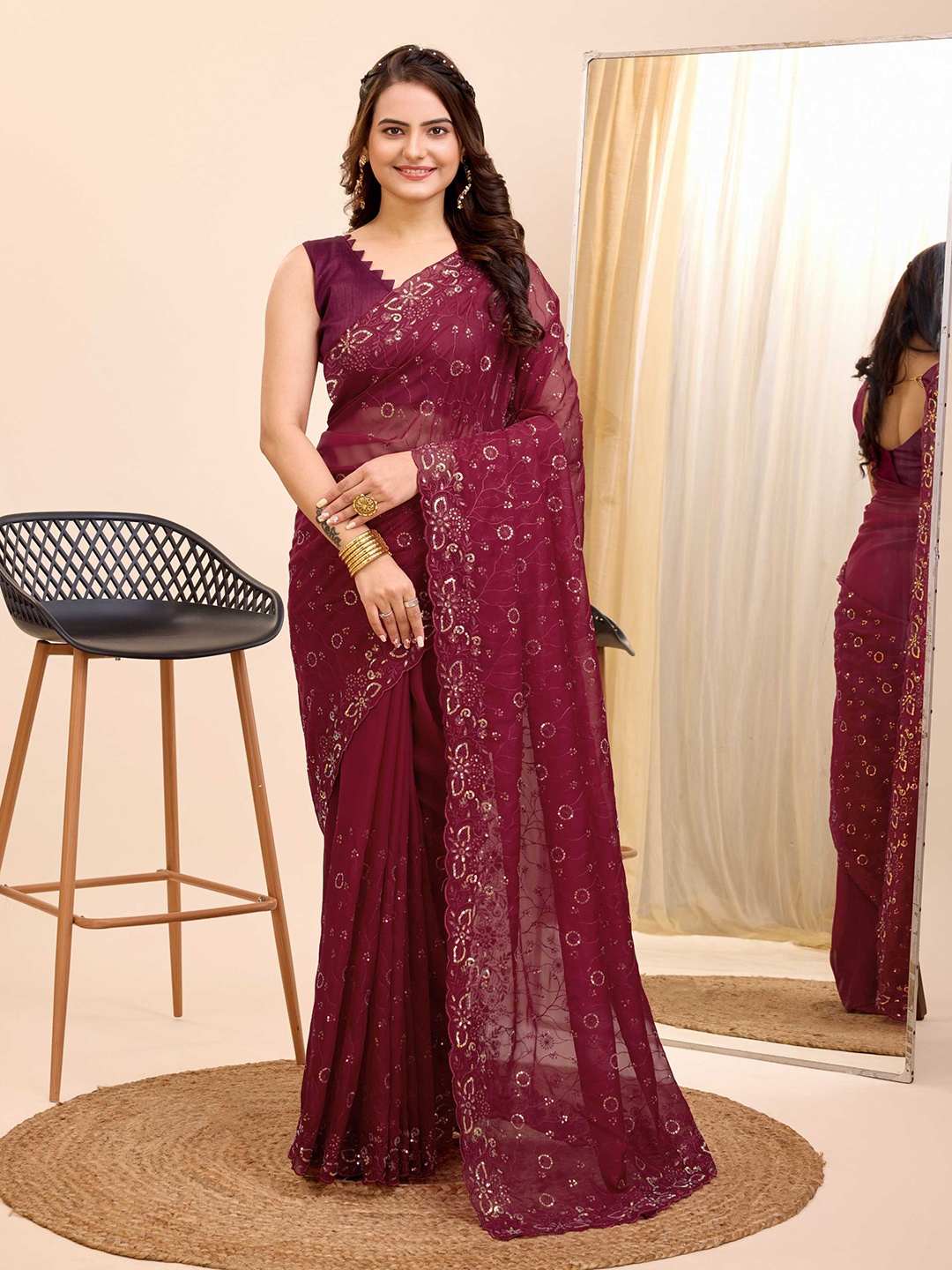 

HERE&NOW Floral Embroidered Organza Saree, Maroon