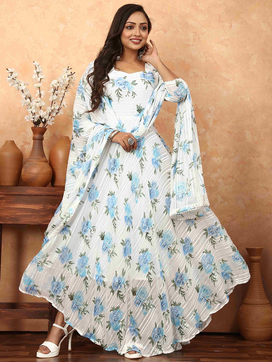 

N N ENTERPRISE Floral Printed Georgette Anarkali Kurta With Dupatta, White