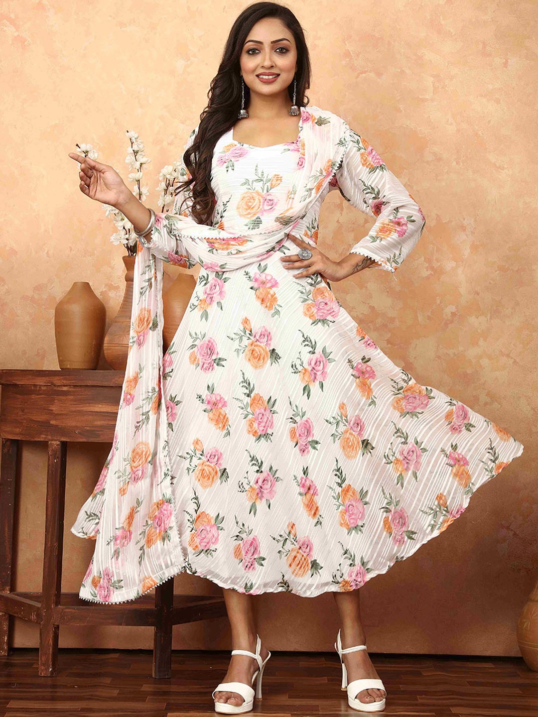 

N N ENTERPRISE Floral Printed Georgette Anarkali Kurta With Dupatta, White