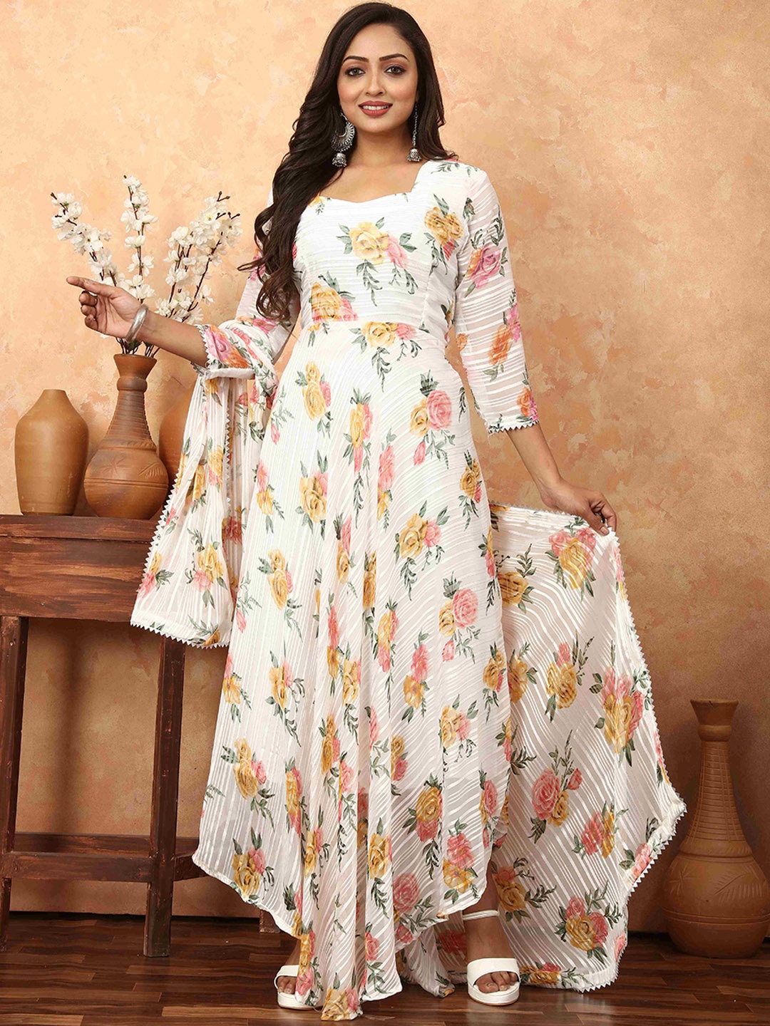 

N N ENTERPRISE Floral Printed Georgette Anarkali Kurta With Dupatta, White